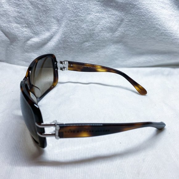 nwot Marc Jacobs tortoiseshell sunglasses + case main image 2